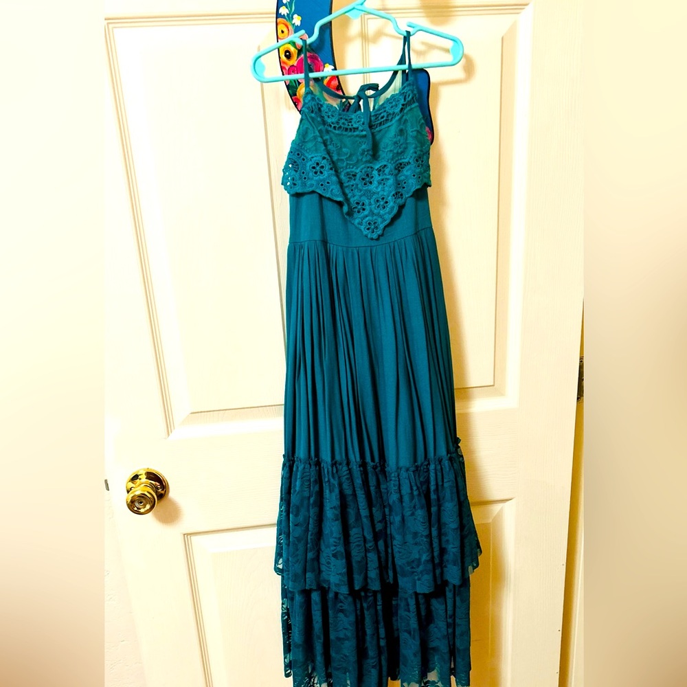 NWT Trish Scully Teal Photoshoot Lace Dress 
Size 6